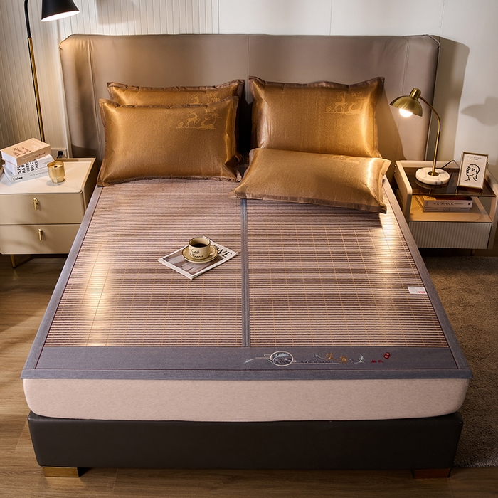 91家纺网 家纺一手货源 找家纺 鑫琪莱家纺 2025新款双面竹席冰丝席竹凉席学生宿舍席子 艾草木纹-烟雨-