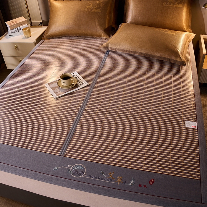 91家纺网 家纺一手货源 找家纺 鑫琪莱家纺 2025新款双面竹席冰丝席竹凉席学生宿舍席子 艾草木纹-烟雨-