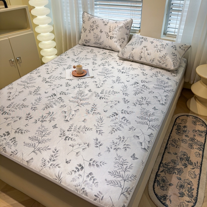 91家纺网 家纺一手货源 找家纺 LIFE.丽芙 2025春夏季新品数码印花冰藤凉席席子床笠三件套加厚冰丝软藤席小清新印花床罩单件（风格二） 水墨叶