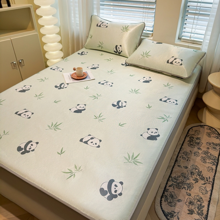 91家纺网 家纺一手货源 找家纺 LIFE.丽芙 2025春夏季新品数码印花冰藤凉席席子床笠三件套加厚冰丝软藤席小清新印花床罩单件（风格二） 小熊猫