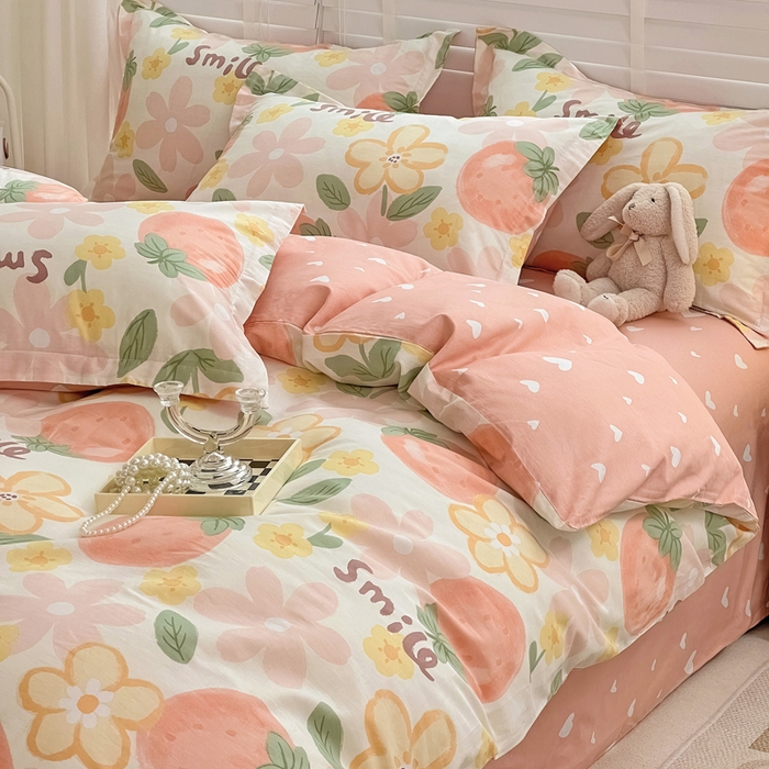 91家纺网 家纺一手货源 找家纺 依庭 2025新款全棉印花花卉款四件套单品系列-四件套 笑脸草莓