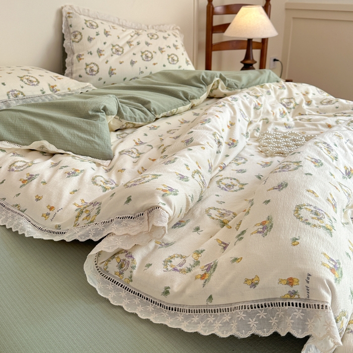 91家纺网 家纺一手货源 找家纺 一霖家纺 2025新款云感双层纱花边款四件套 森林小兔