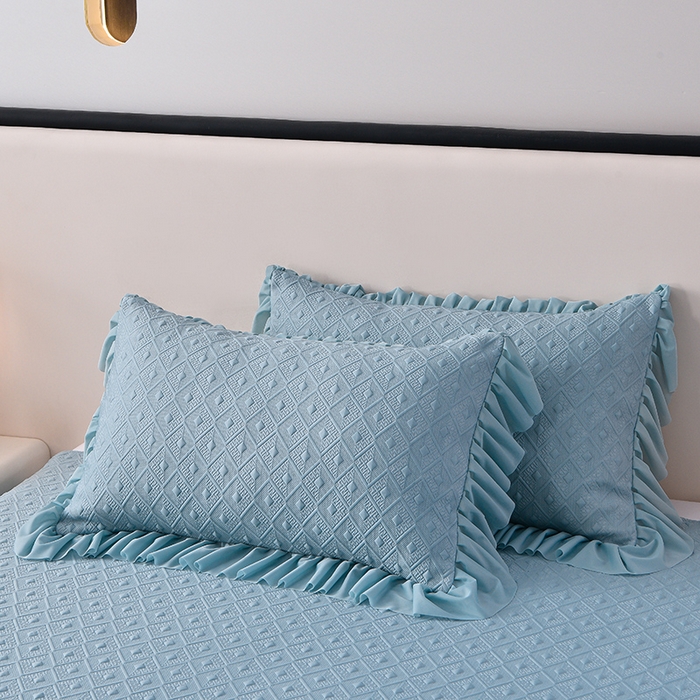 91家纺网 家纺一手货源 找家纺 畅畅家纺 2025新款立体提花凉豆豆席床裙款凉席 时尚空间-蓝