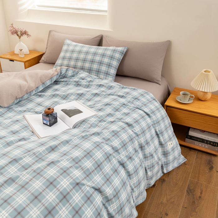 91家纺网 家纺一手货源 找家纺 居美良品 2025新款100%全棉色织水洗棉四件套 迷雾-蓝