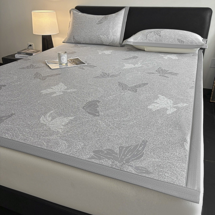 91家纺网 家纺一手货源 找家纺 2025新款A类PE提花凉席-翩翩起舞 翩翩起舞-爵士灰