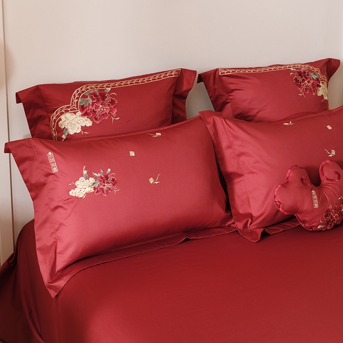 91家纺网 家纺一手货源 找家纺 2025新款婚庆四件套亲肤棉刺绣磨毛婚庆四件套 吉祥如意