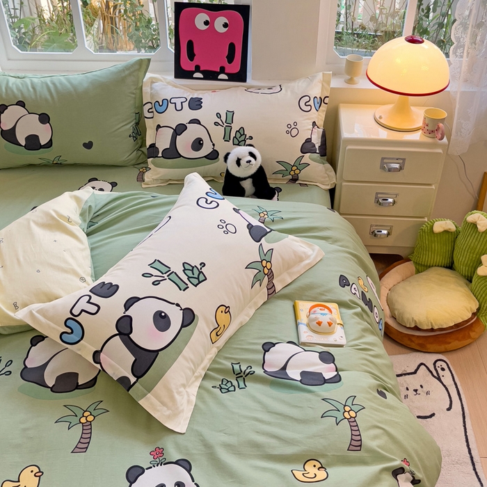 91家纺网 家纺一手货源 找家纺 依庭 2025新款全棉印花花卉款四件套单品系列-四件套 熊猫溪水