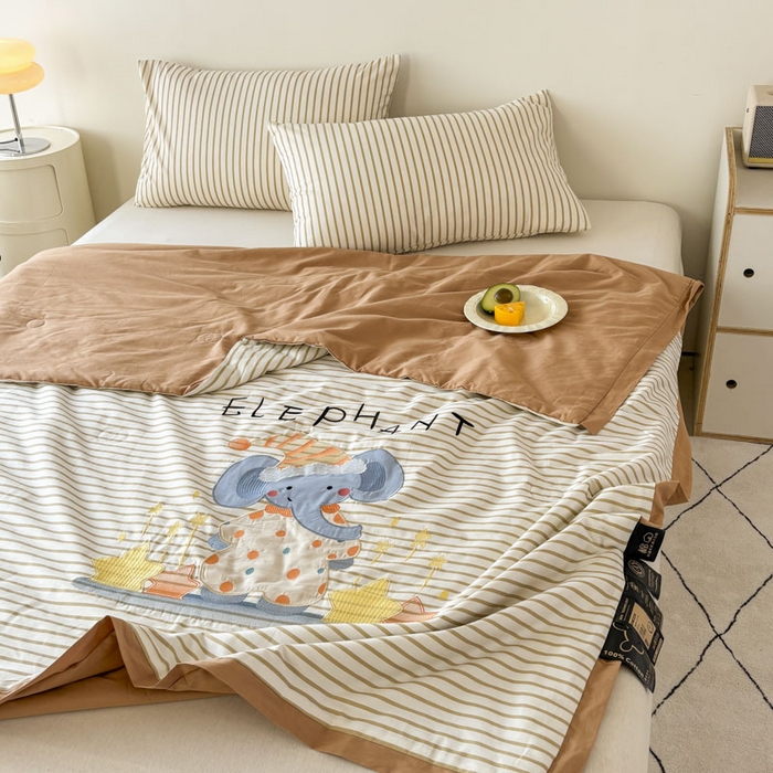 91家纺网 家纺一手货源 找家纺 鸣升家纺  2025新款精梳全棉纯棉绣花夏被夏凉被空调被 星星小象