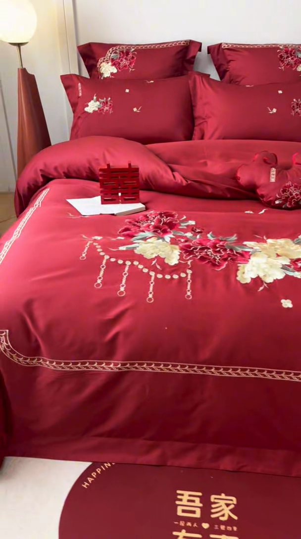 91家纺网 家纺一手货源 找家纺 2025新款婚庆四件套亲肤棉刺绣磨毛婚庆四件套 吉祥如意