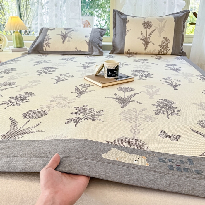 91家纺网 家纺一手货源 找家纺 2025新款A类抗菌数码印花冰藤席 飞花令