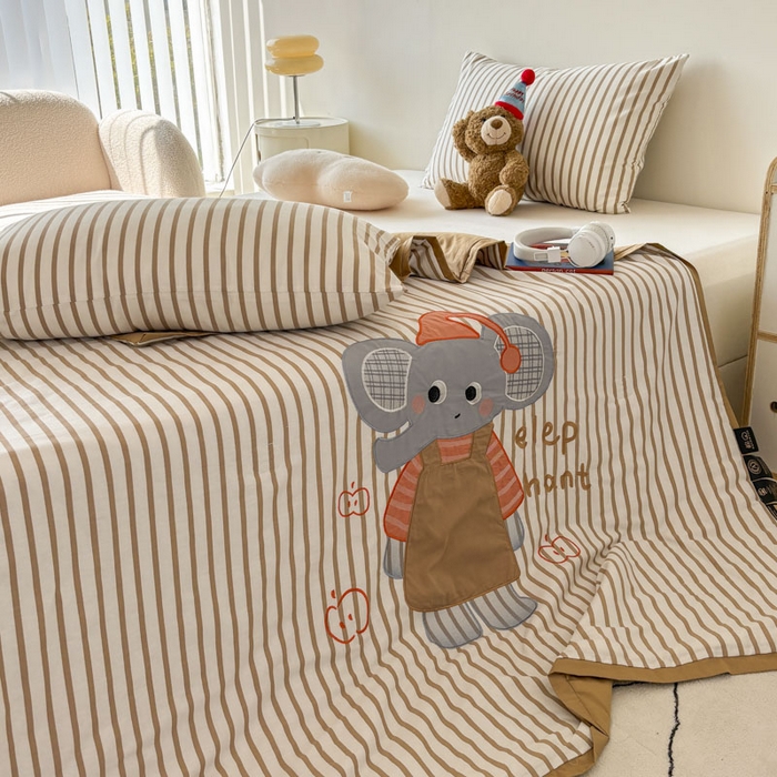 91家纺网 家纺一手货源 找家纺 鸣升家纺  2025新款精梳全棉纯棉绣花夏被夏凉被空调被 象可爱