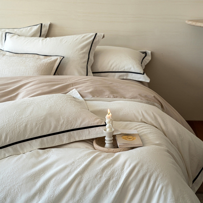 91家纺网 家纺一手货源 找家纺 （总）2025新款云感超柔60支厚织提花浮雕四件套-棉屿时光