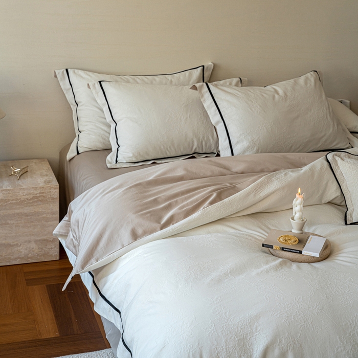 91家纺网 家纺一手货源 找家纺 （总）2025新款云感超柔60支厚织提花浮雕四件套-棉屿时光