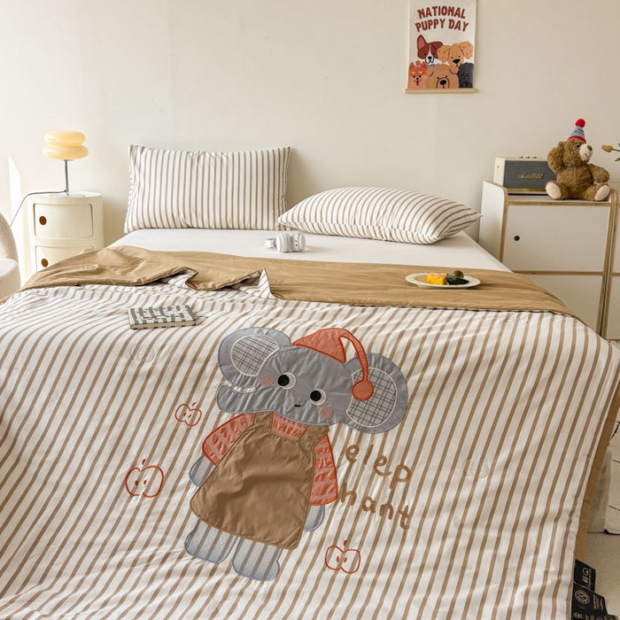 91家纺网 家纺一手货源 找家纺 鸣升家纺  2025新款精梳全棉纯棉绣花夏被夏凉被空调被 象可爱