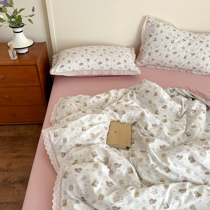 91家纺网 家纺一手货源 找家纺 一霖家纺 2025新款云感双层纱花边款四件套 小奶狗