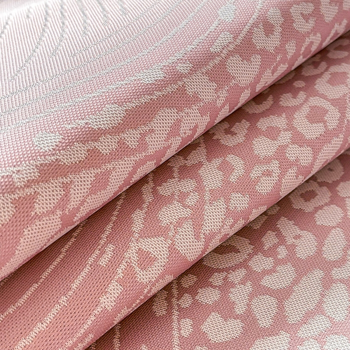 91家纺网 家纺一手货源 找家纺 2025新款A类PE提花凉席-波光粼粼 波光粼粼-柔情粉