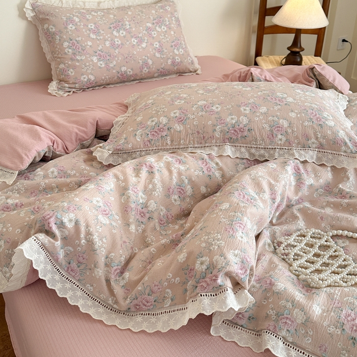 91家纺网 家纺一手货源 找家纺 一霖家纺 2025新款云感双层纱花边款四件套 花儿朵朵