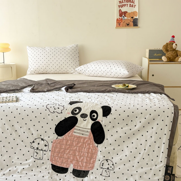 91家纺网 家纺一手货源 找家纺 鸣升家纺  2025新款精梳全棉纯棉绣花夏被夏凉被空调被 波点熊猫