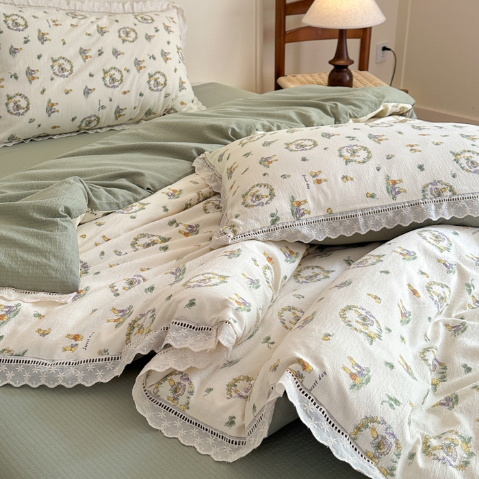 91家纺网 家纺一手货源 找家纺 一霖家纺 2025新款云感双层纱花边款四件套 森林小兔