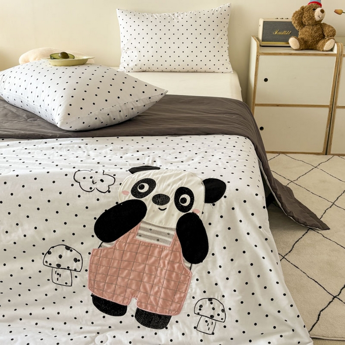 91家纺网 家纺一手货源 找家纺 鸣升家纺  2025新款精梳全棉纯棉绣花夏被夏凉被空调被 波点熊猫