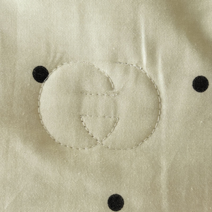 91家纺网 家纺一手货源 找家纺 鸣升家纺  2025新款精梳全棉纯棉绣花夏被夏凉被空调被 可爱小兔