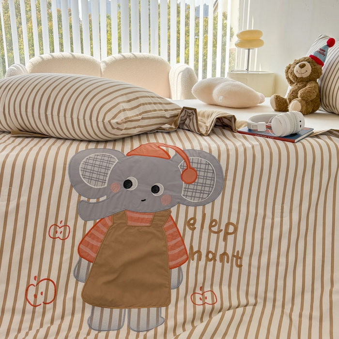 91家纺网 家纺一手货源 找家纺 鸣升家纺  2025新款精梳全棉纯棉绣花夏被夏凉被空调被 象可爱