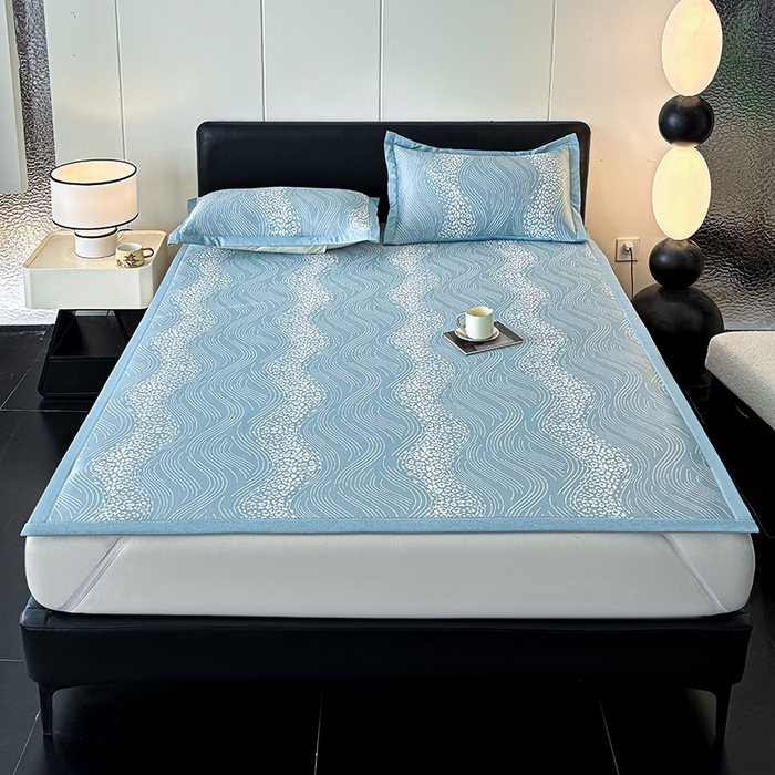 91家纺网 家纺一手货源 找家纺 2025新款A类PE提花凉席-波光粼粼 波光粼粼-以太兰