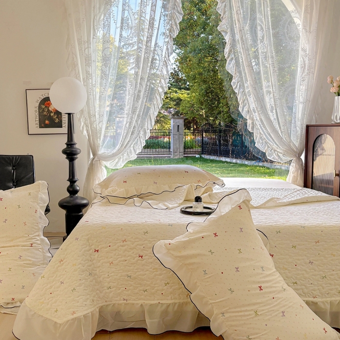 91家纺网 家纺一手货源 找家纺 韩秀 2025新款水洗棉夹棉韩版花边夏被小清新针织棉小碎花皱皱棉双层纱软糯感夏凉被空调被泡泡棉被四季跑量款 蝶梦