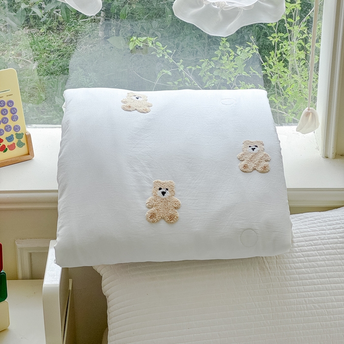 91家纺网 家纺一手货源 找家纺 2025新款水洗棉毛巾绣夏被卡通夏凉被薄被子 蓝白-可爱熊