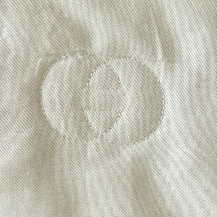 91家纺网 家纺一手货源 找家纺 鸣升家纺  2025新款精梳全棉纯棉绣花夏被夏凉被空调被 波点兔