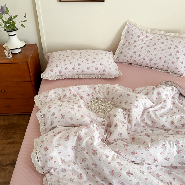 91家纺网 家纺一手货源 找家纺 一霖家纺 2025新款云感双层纱花边款四件套 浪漫花语