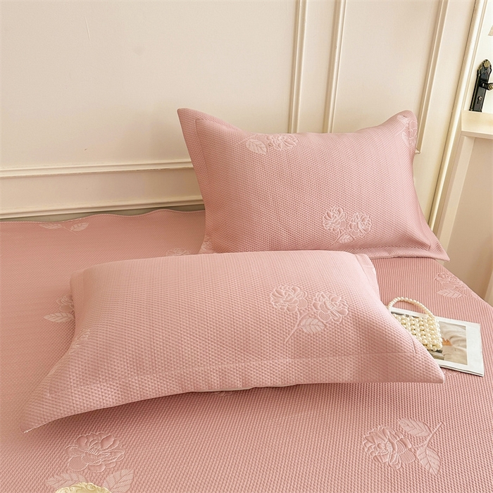 91家纺网 家纺一手货源 找家纺 （总）恒爱   2025新款冰丝牡丹花床盖