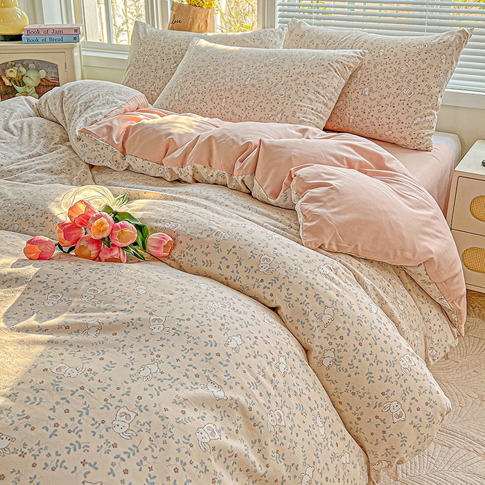 91家纺网 家纺一手货源 找家纺 2025水洗棉双层纱简约风ins风小碎花被套床单款床笠款三四件套-单被套