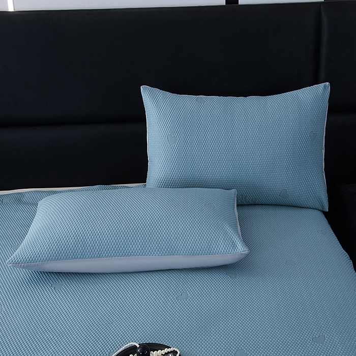 91家纺网 家纺一手货源 找家纺 （总）席皇后 2025新款A类凉感豆豆凉席系列床裙款