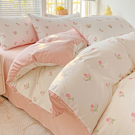 91家纺网 家纺一手货源 找家纺 （总）2025水洗棉双层纱简约风ins风小碎花被套床单款床笠款三四件套-单被套