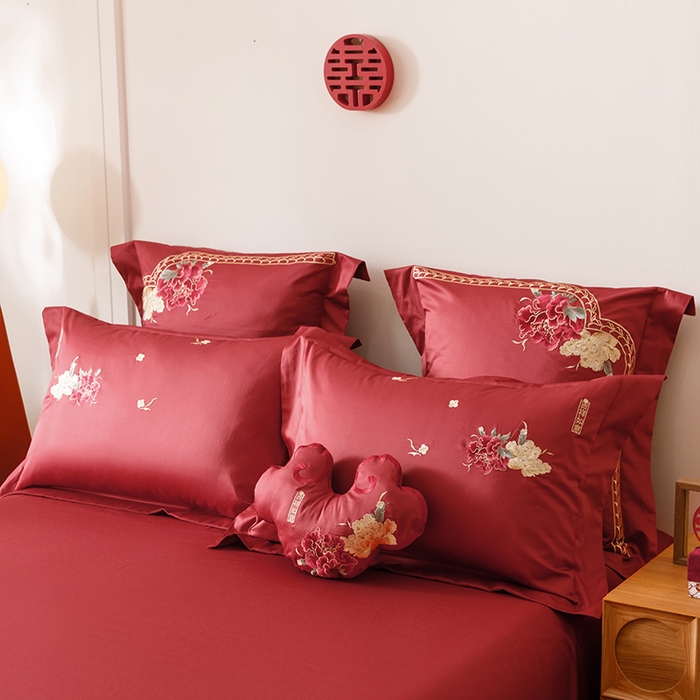 91家纺网 家纺一手货源 找家纺 2025新款婚庆四件套亲肤棉刺绣磨毛婚庆四件套 吉祥如意