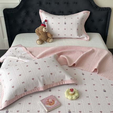 91家纺网 家纺一手货源 找家纺 （总）茉夕家纺 2025新款莫代尔天丝夹棉床盖