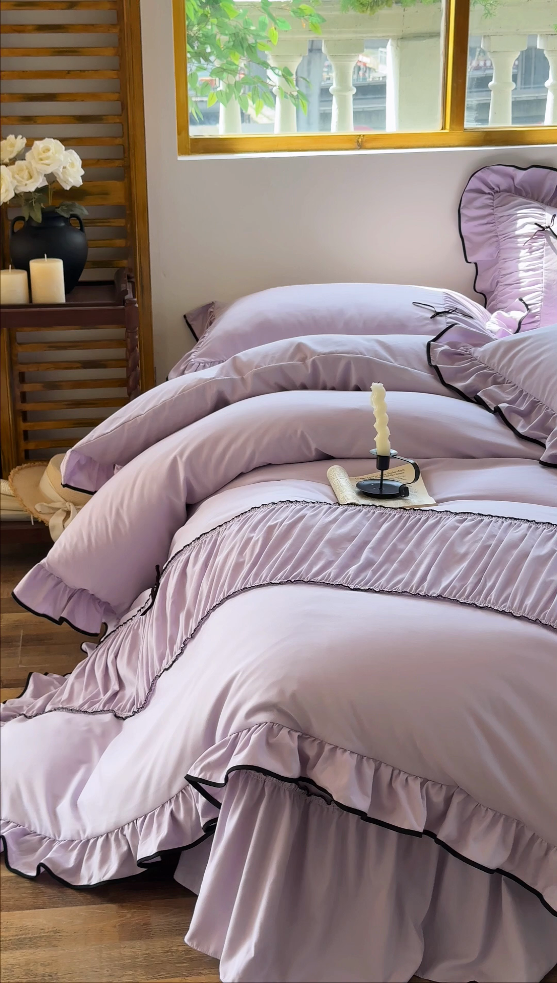 91家纺网 家纺一手货源 找家纺 2025秋冬新款A类母婴级法式风忆棉床裙床笠四件套 琉眠-木槿紫