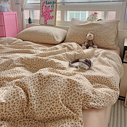 奈颜  2025新款爆款超柔云感提花双层纱夏凉被四件套 奶咖豹纹