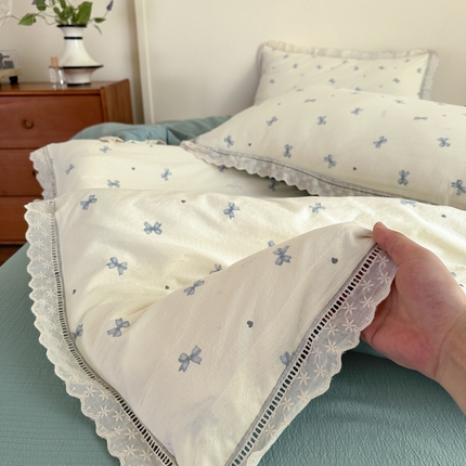 一霖家纺 2025新款云感双层纱花边款四件套 蝴蝶结