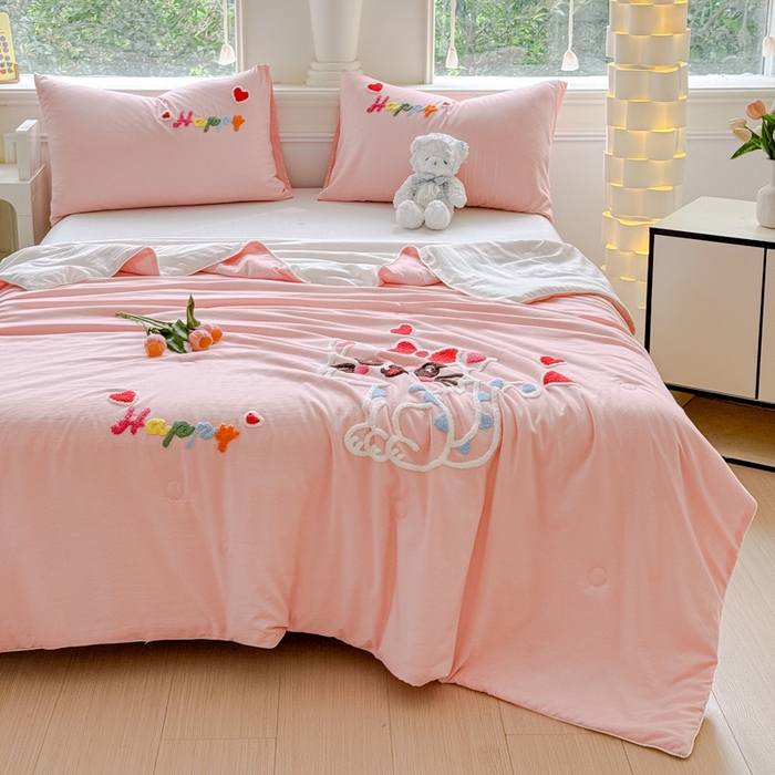 91家纺网 家纺一手货源 找家纺 2025新款水洗棉毛巾绣夏被卡通夏凉被薄被子 粉白-幸运猫