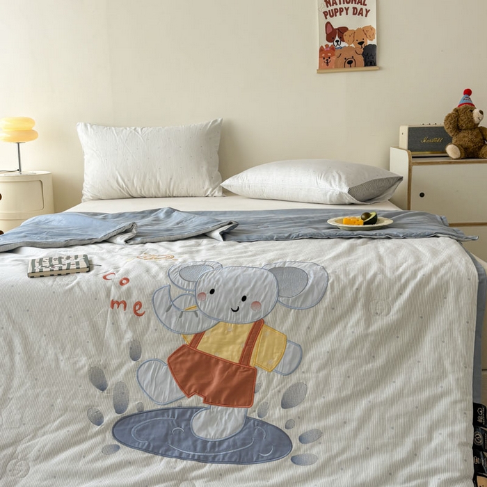 91家纺网 家纺一手货源 找家纺 鸣升家纺  2025新款精梳全棉纯棉绣花夏被夏凉被空调被 俏皮象