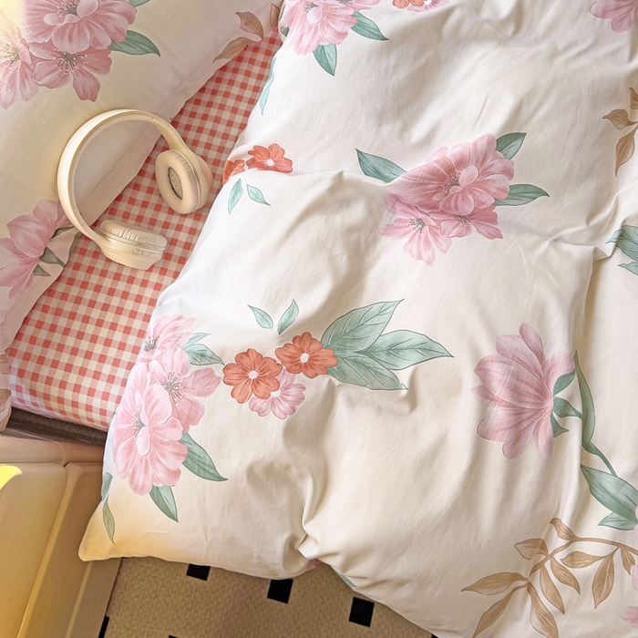 91家纺网 家纺一手货源 找家纺 依庭 2025新款全棉印花花卉款四件套单品系列-四件套 抒情花季