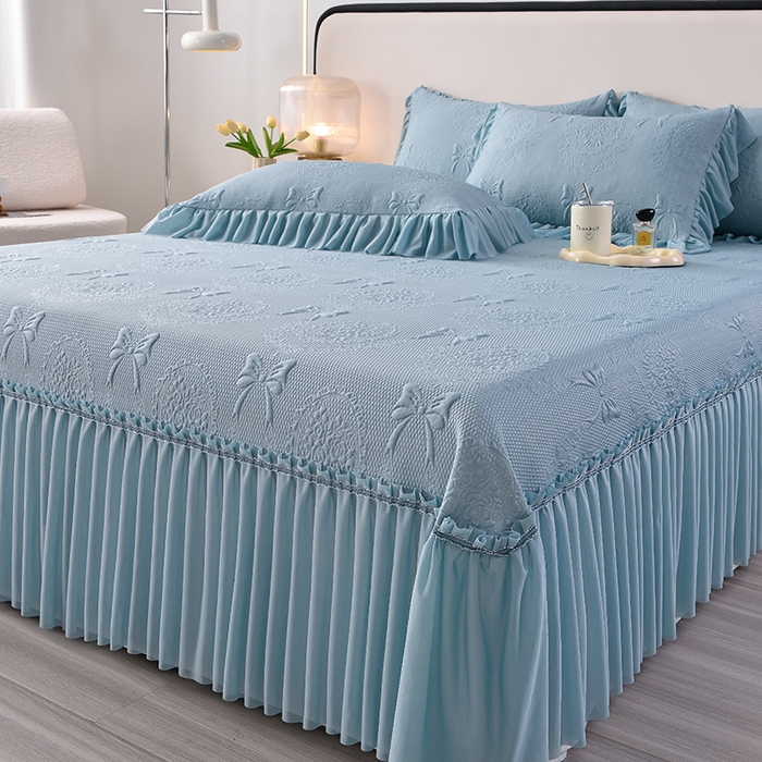 91家纺网 家纺一手货源 找家纺 畅畅家纺 2025新款立体提花凉豆豆席床裙款凉席 花蝶相拥-蓝