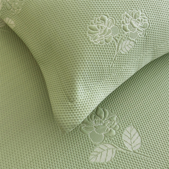 91家纺网 家纺一手货源 找家纺 恒爱   2025新款冰丝牡丹花床盖 抹茶绿