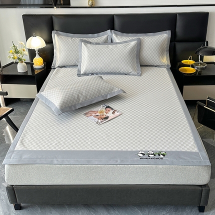 91家纺网 家纺一手货源 找家纺 席皇后  2025新款亲肤舒适A类提花冰丝凉席 凉席款 快乐熊猫-灰