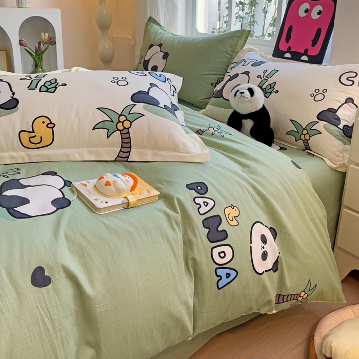 91家纺网 家纺一手货源 找家纺 依庭 2025新款全棉印花花卉款四件套单品系列-四件套 熊猫溪水