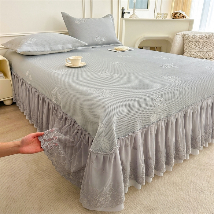 91家纺网 家纺一手货源 找家纺 恒爱   2025新款冰丝牡丹花床盖 浅灰