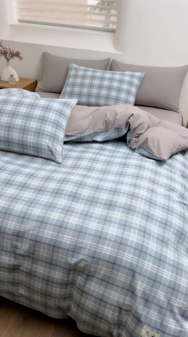 91家纺网 家纺一手货源 找家纺 居美良品 2025新款100%全棉色织水洗棉四件套 迷雾-蓝