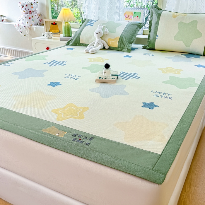 91家纺网 家纺一手货源 找家纺 2025新款A类抗菌数码印花冰藤席 星尚璀璨